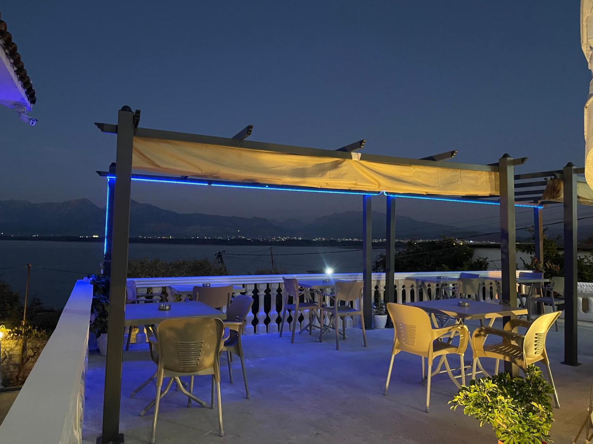 Four Generation Hotel Široka Exterior foto